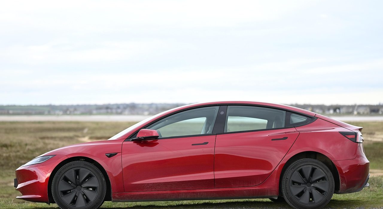 Volvo to Launch "Volvo Box" for Bi-Directional Charging