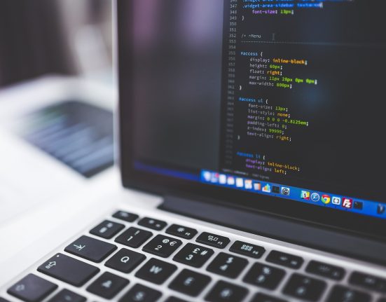 Swedish Startup Aims for Error-Free Quantum Computers with AI